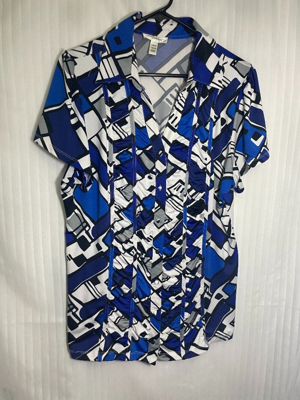 Dressbarn Women’s 14/16 Blue Geometric Ruched Button Front Short Sleeve Blouse